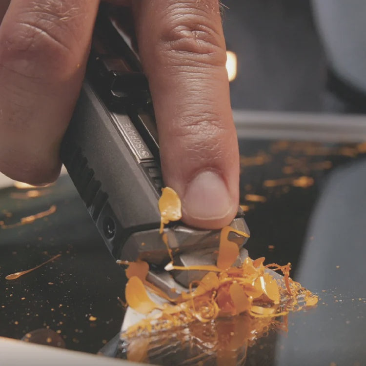 Toughbuilt Scraper Utility Knife with 5 Piece Blade TB-H4S5-01